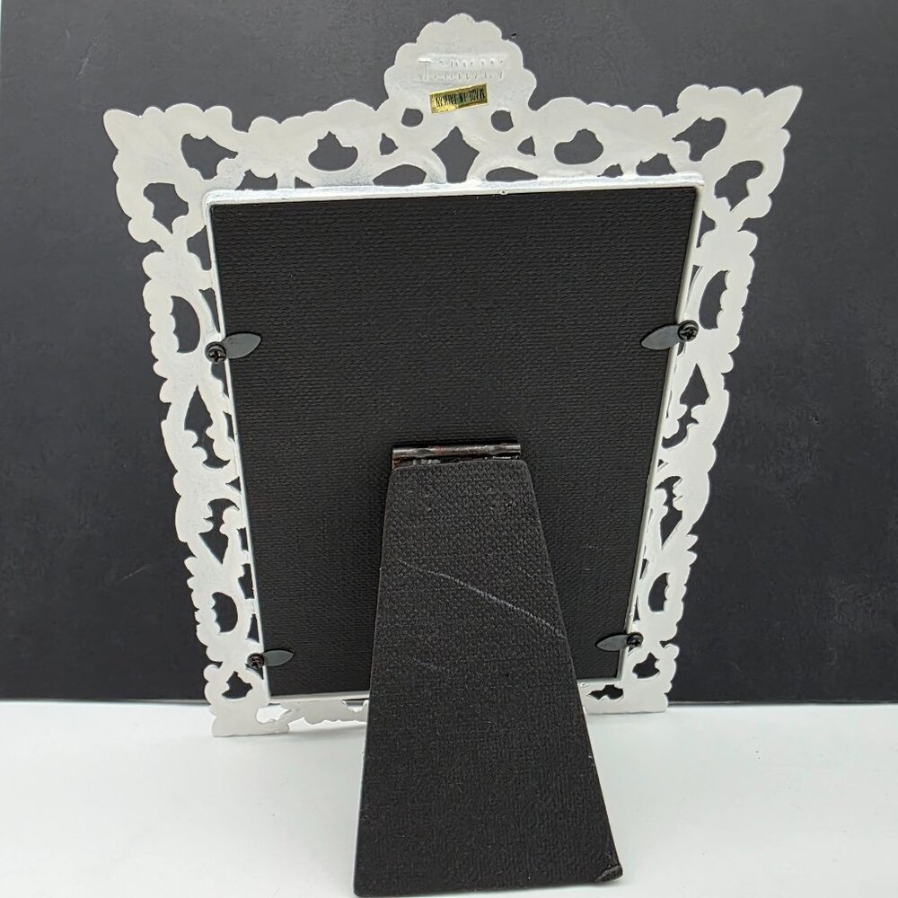 Vintage White Painted Metal Ornate Photo Frame Victorian Style 5x7 Inches - Picture 7 of 11